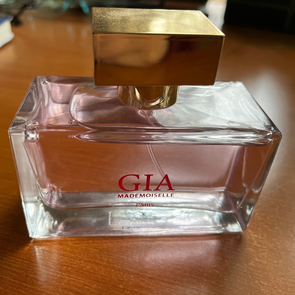 Fresh & Fruity Perfume